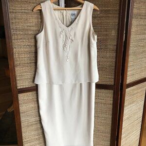 R&M Richards Karen Kwong 70s Floral Leaf Embroidered Cream Blouson Dress Size 12